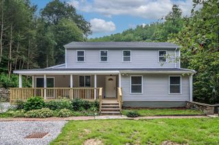 3 Brookside Trail, Monroe, CT 06468