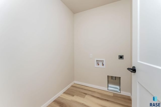 1015 E Fannings St Street, Tea, SD 57064