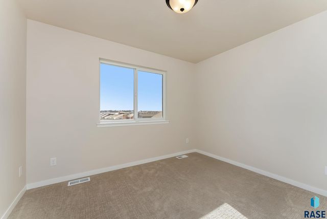 1015 E Fannings St Street, Tea, SD 57064