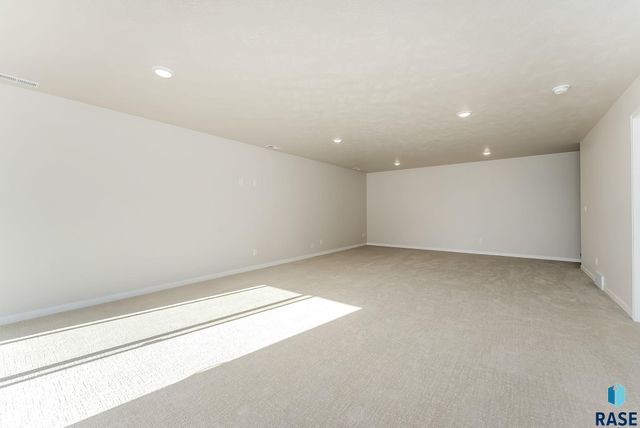 1015 E Fannings St Street, Tea, SD 57064