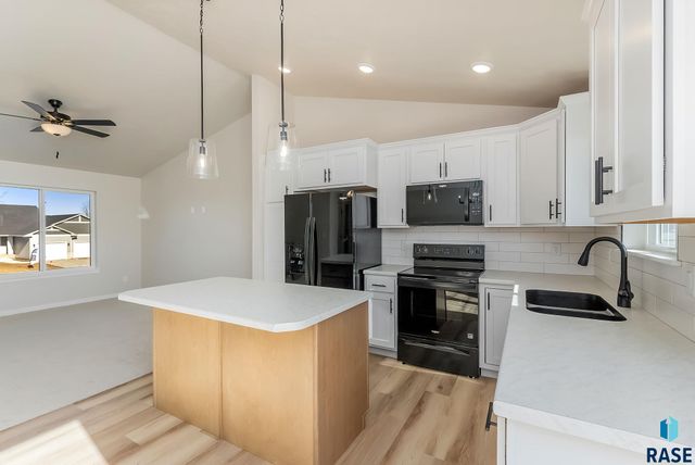 1015 E Fannings St Street, Tea, SD 57064