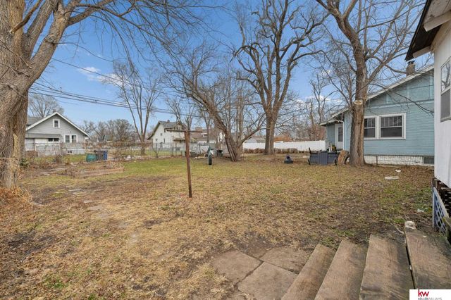 2434 Camden Avenue, Omaha, NE 68111