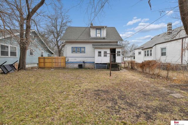 2434 Camden Avenue, Omaha, NE 68111