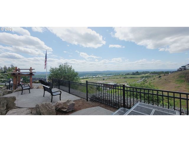 4717 Se ASCENSION Dr, Camas, WA 98607