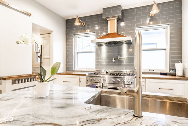 2057 N New Jersey Street, Indianapolis, IN 46202