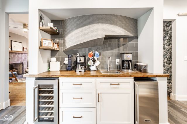 2057 N New Jersey Street, Indianapolis, IN 46202