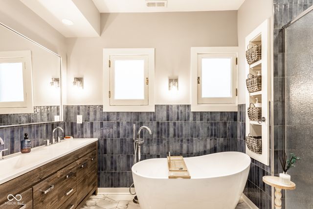 2057 N New Jersey Street, Indianapolis, IN 46202