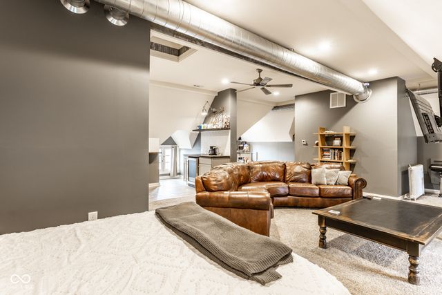 2057 N New Jersey Street, Indianapolis, IN 46202