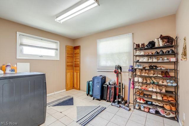 22 Van Doren Drive, Cuyahoga Falls, OH 44221