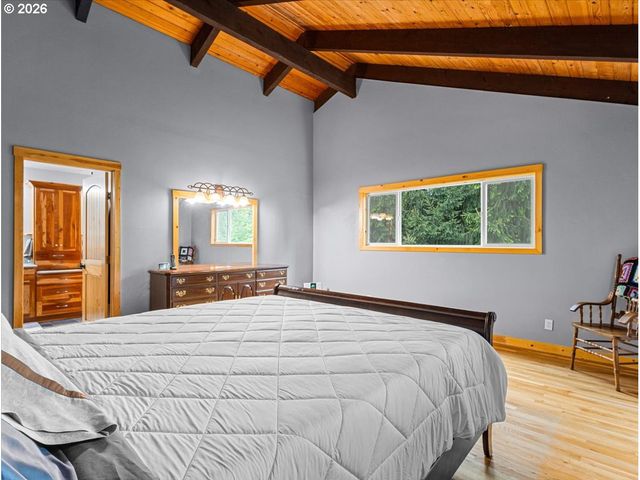3088 Se CAMWAL Dr, Hillsboro, OR 97123