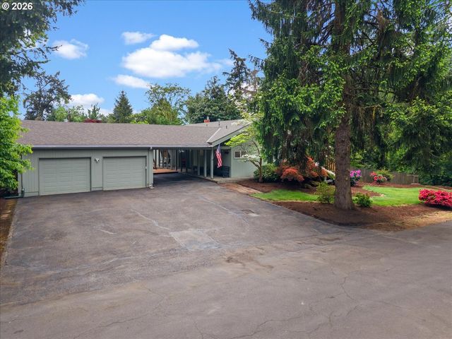 3088 Se CAMWAL Dr, Hillsboro, OR 97123