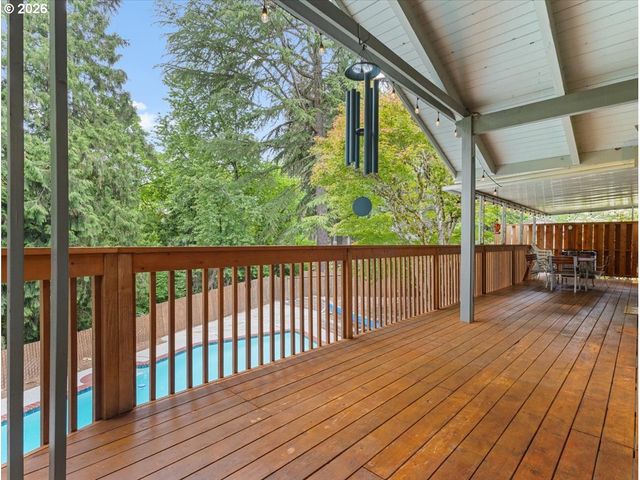 3088 Se CAMWAL Dr, Hillsboro, OR 97123