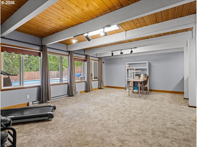 3088 Se CAMWAL Dr, Hillsboro, OR 97123