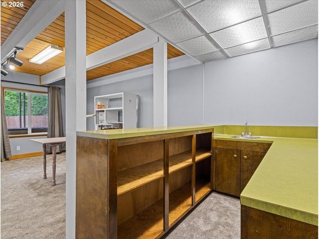 3088 Se CAMWAL Dr, Hillsboro, OR 97123