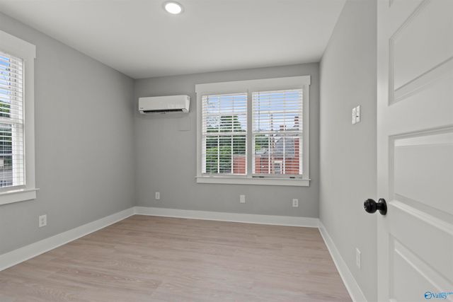 401 E Clinton Avenue 3, Huntsville, AL 35801
