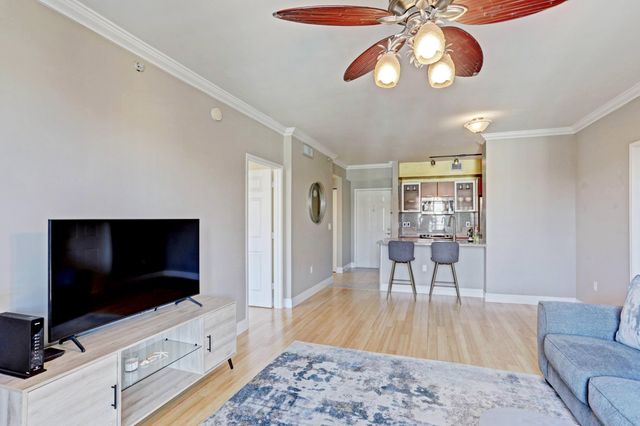 630 S Sapodilla Avenue S 321, West Palm Beach, FL 33401