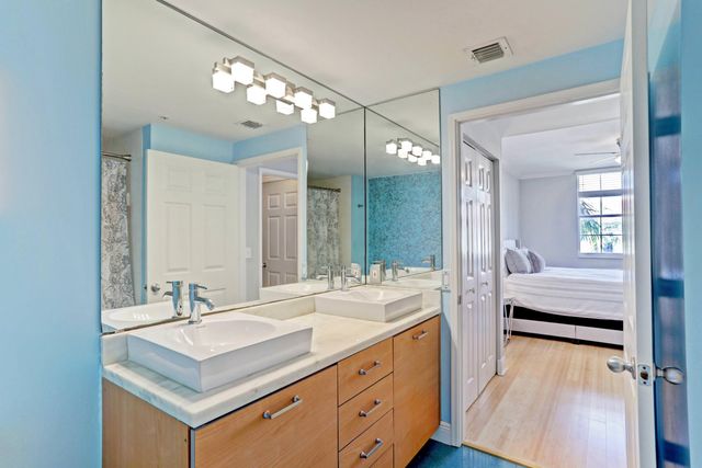 630 S Sapodilla Avenue S 321, West Palm Beach, FL 33401