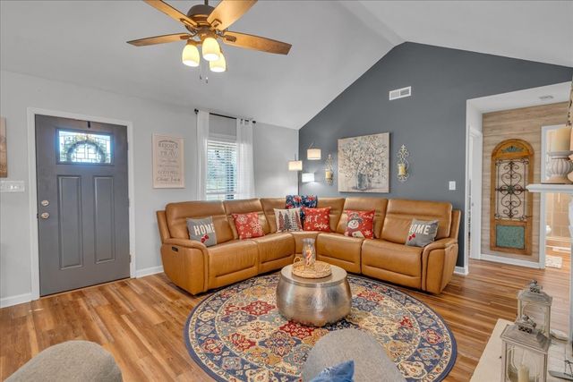 2222 Tindell Ln, Columbia, TN 38401