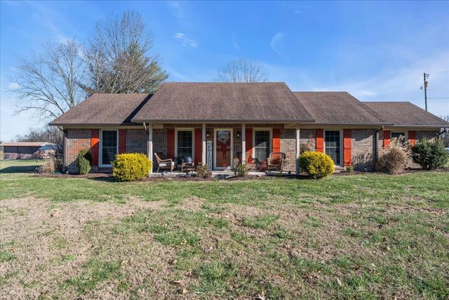 2222 Tindell Ln, Columbia, TN 38401