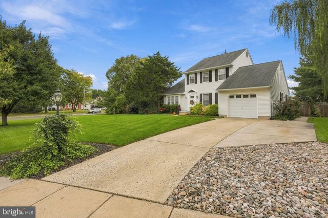 18 OXFORD DR, Sewell, NJ 08080