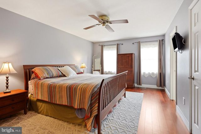 18 OXFORD DR, Sewell, NJ 08080