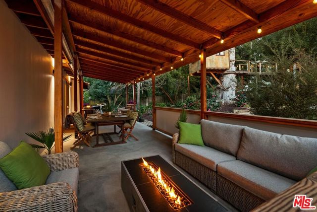 1230 Old Topanga Canyon Road, Topanga, CA 90290