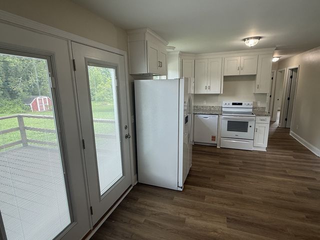 1102 Short Mountain Rd, Mcminnville, TN 37110