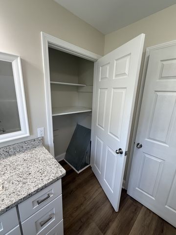 1102 Short Mountain Rd, Mcminnville, TN 37110