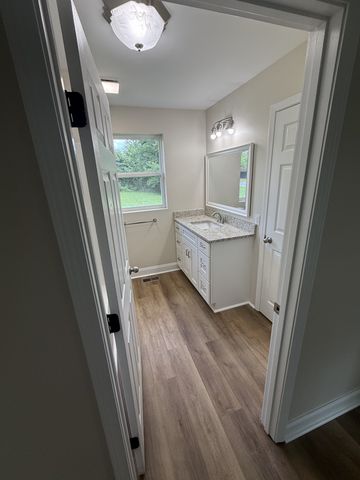 1102 Short Mountain Rd, Mcminnville, TN 37110