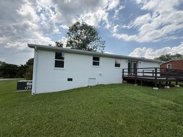 1102 Short Mountain Rd, Mcminnville, TN 37110