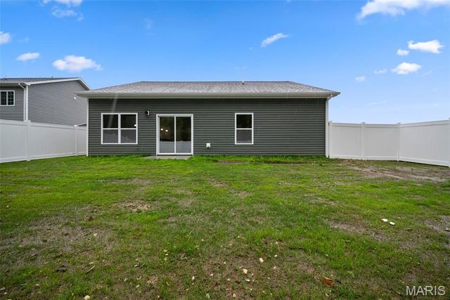 105 Jimmy H Drive, Jonesburg, MO 63351
