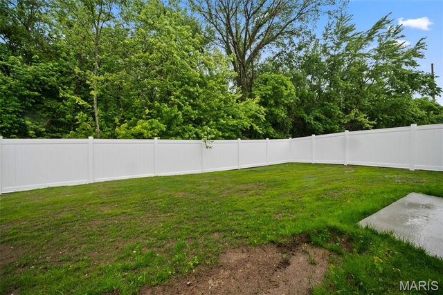 105 Jimmy H Drive, Jonesburg, MO 63351