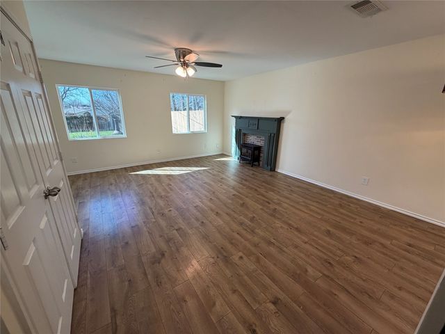 3812 Gordon Avenue, Fort Worth, TX 76110