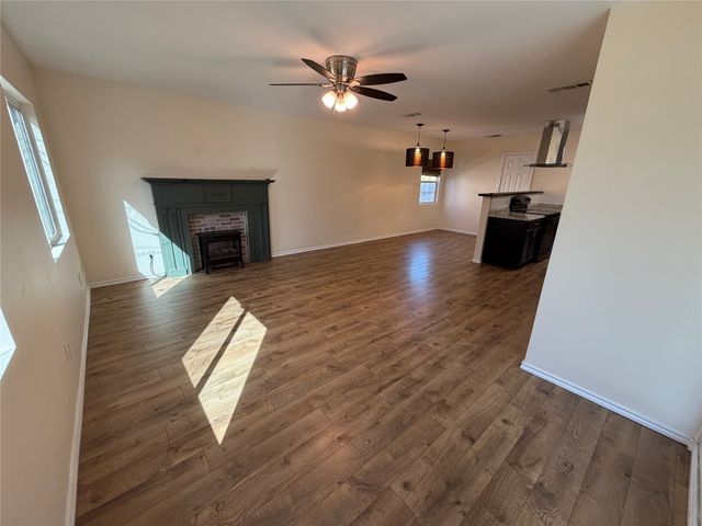 3812 Gordon Avenue, Fort Worth, TX 76110