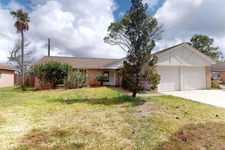 2711 Heritage Colony Drive, Webster, TX 77598