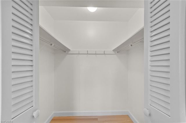 570 12th AVE S 570, Naples, FL 34102