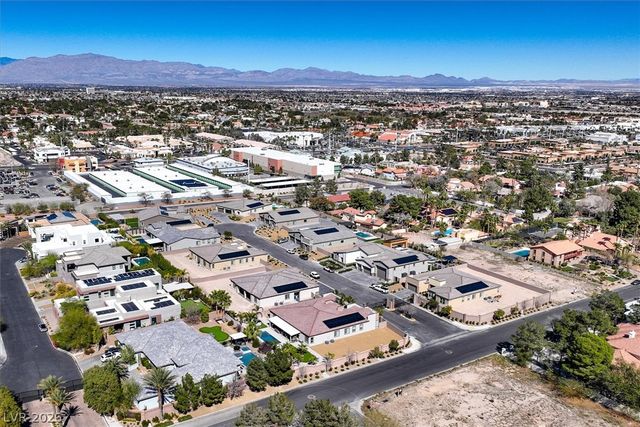 2689 Pioneer Estates Court, Las Vegas, NV 89117