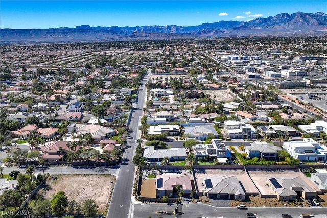 2689 Pioneer Estates Court, Las Vegas, NV 89117