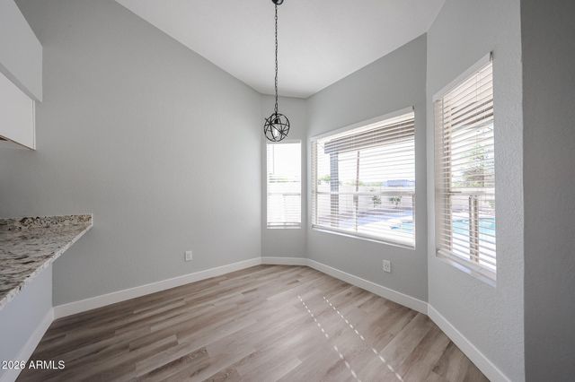 3951 E WALTANN Lane, Phoenix, AZ 85032