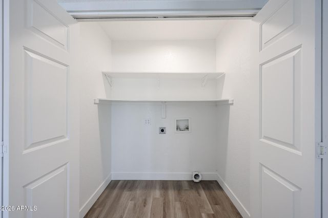 3951 E WALTANN Lane, Phoenix, AZ 85032