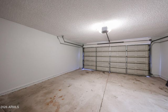 3951 E WALTANN Lane, Phoenix, AZ 85032