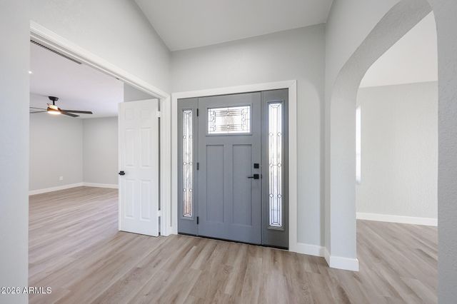 3951 E WALTANN Lane, Phoenix, AZ 85032