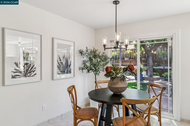 152 Regency Dr, Clayton, CA 94517