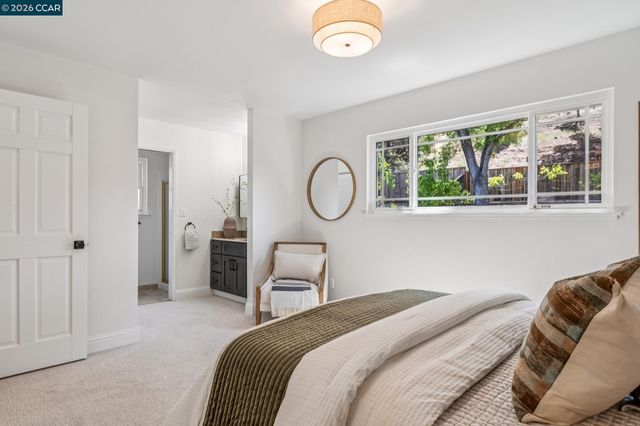 152 Regency Dr, Clayton, CA 94517