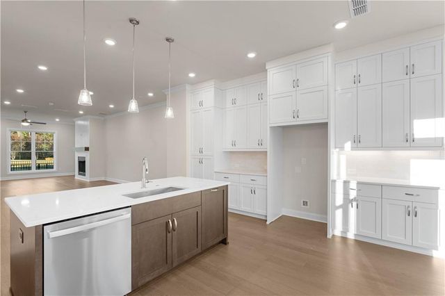 608 Goldsmith Court 113, Johns Creek, GA 30022