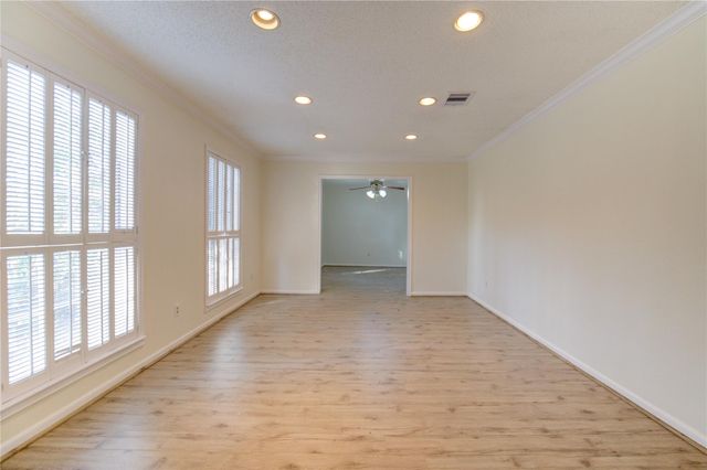 5810 Boyce Springs Drive, Houston, TX 77066