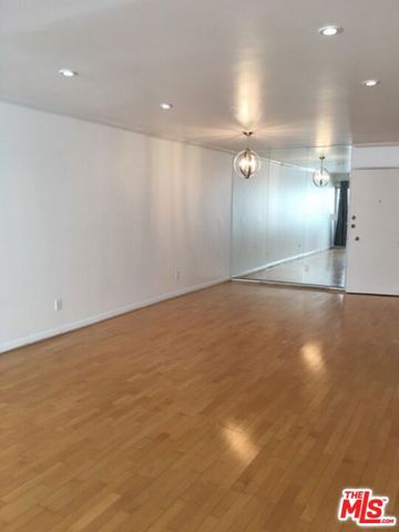 11750 W Sunset Boulevard 411, Los Angeles, CA 90049