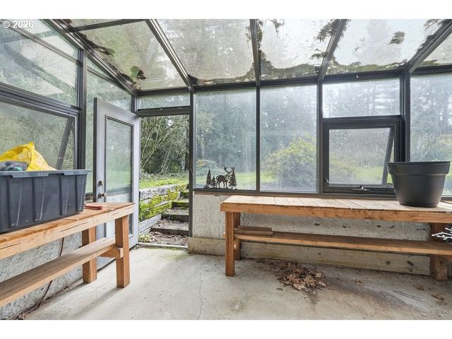 6337 Se BROWNLEE Rd, Milwaukie, OR 97267