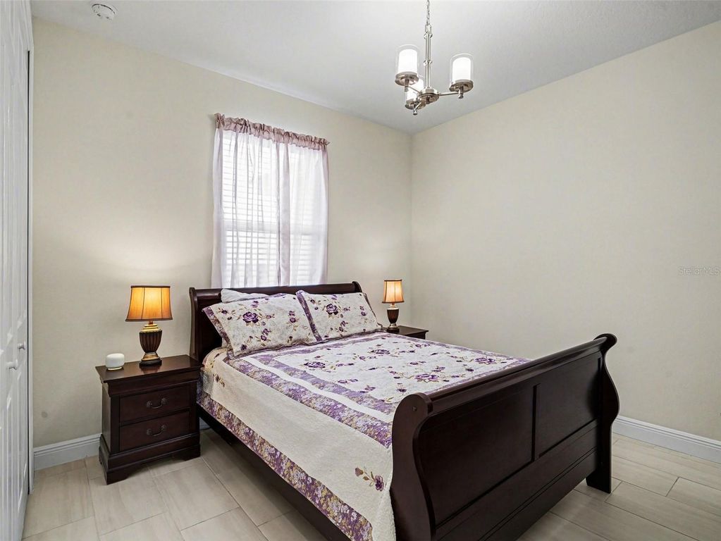 Image 13 of property listing at 5508 TITLE ROW DRIVE, Bradenton, FL 34210