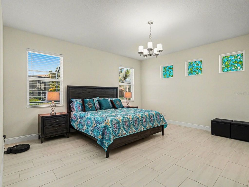 Image 14 of property listing at 5508 TITLE ROW DRIVE, Bradenton, FL 34210
